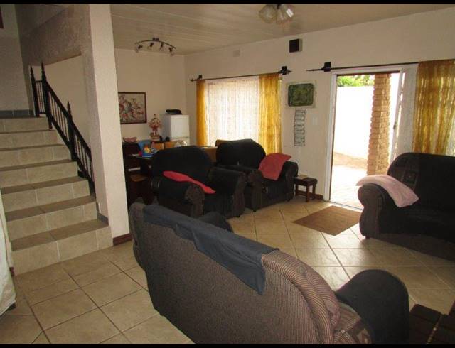 3 BEDROOM DUPLEX FOR SALE IN ST MICHAELS ON SEA